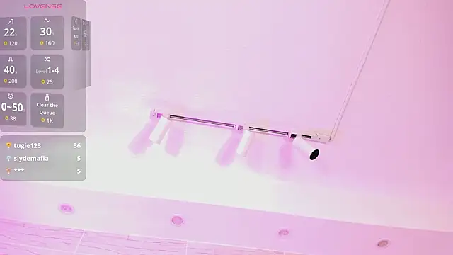 Chat +18 de estefanyy_ ao vivo