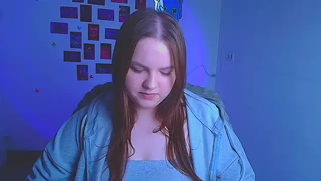 دردشة Kitty_Mia_Kitty الجنسية المباشرة