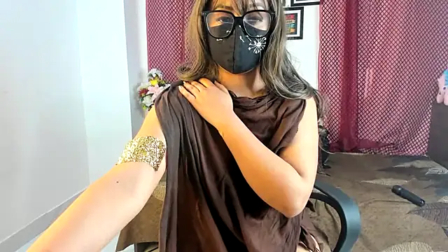 heer_the_queen – Live XXX-chat