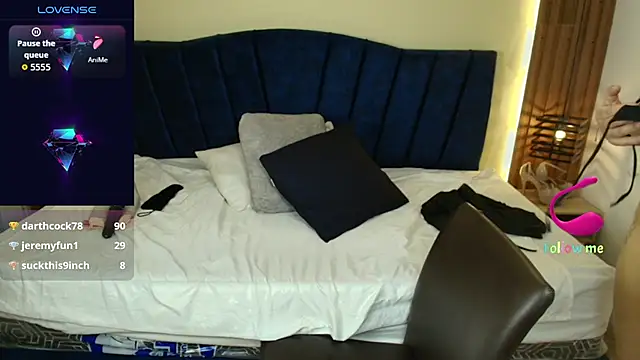 XXX chat uživo modela VictoriaHenao