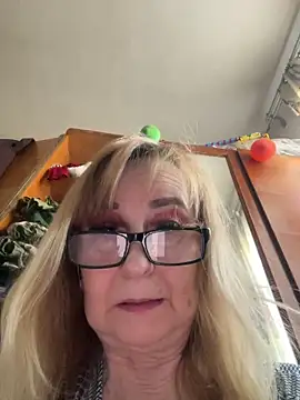 Irina2909@xh live XXX chat