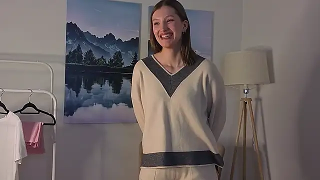 LeonorQuintana's Live XXX Chat