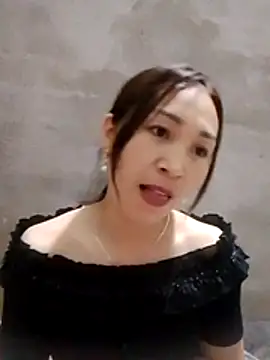 Thobaby112 Pertunjukan Webcam