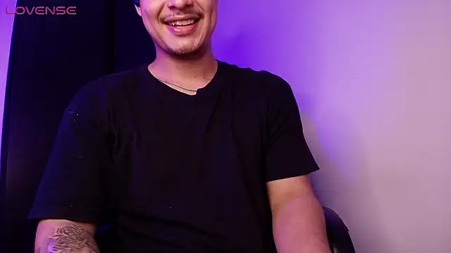 BjornSteel's Live XXX Chat