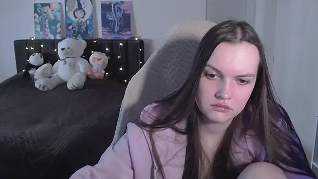 Little_flowers 即時 XXX 聊天