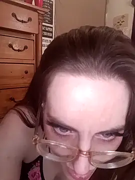 snowbird1117 Adlı Modelin Canlı XXX Sohbeti