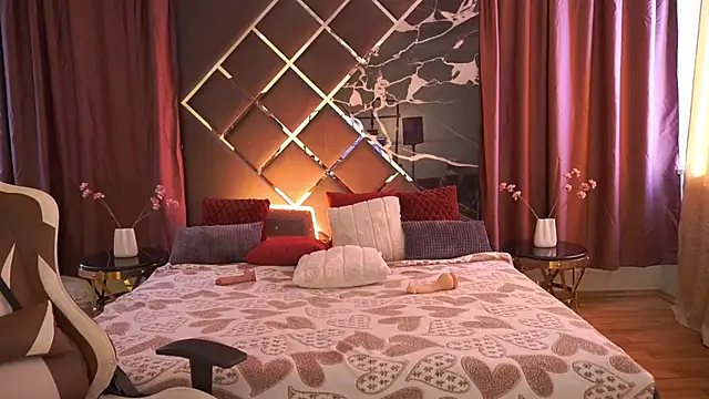 Онлайн чат XXX LylaYeess