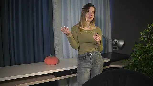 NiaAnderlik Webcam show