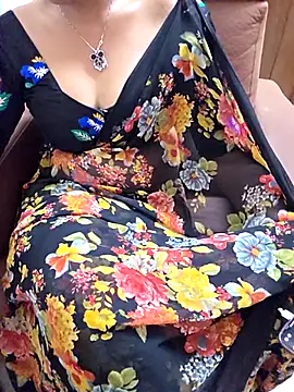 Czat XXX na żywo – Roja-Telugu777