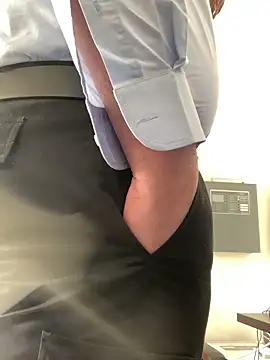 Mike8523's Webcam Show