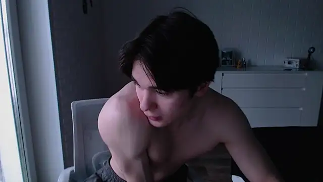 MarkusDean Adlı Modelin Canlı XXX Sohbeti