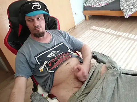 Show modela DirtyDaviid na web-kameri