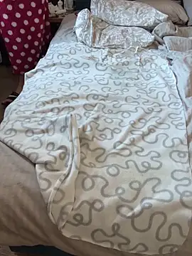 Jaropol Adlı Modelin Canlı XXX Sohbeti