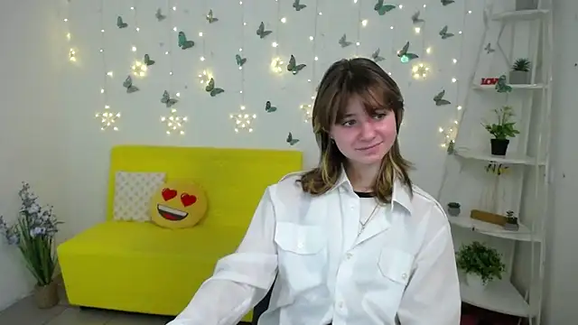 แชท XXX สดของ AnnaWest_