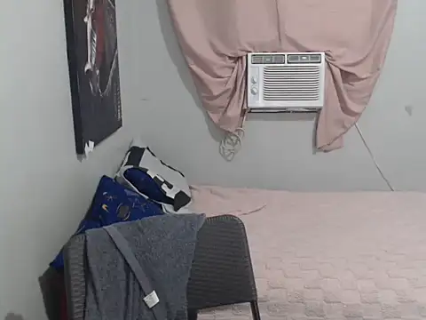 MiMi_yeah00 Adlı Modelin Canlı XXX Sohbeti