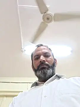 GentlemanX119 Adlı Modelin Canlı XXX Sohbeti