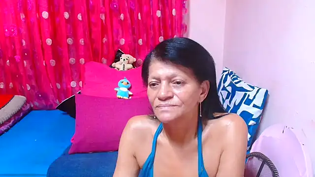 SLUTTYROXY 现场XXX聊天