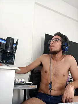 Mateusoliver7's Live XXX Chat