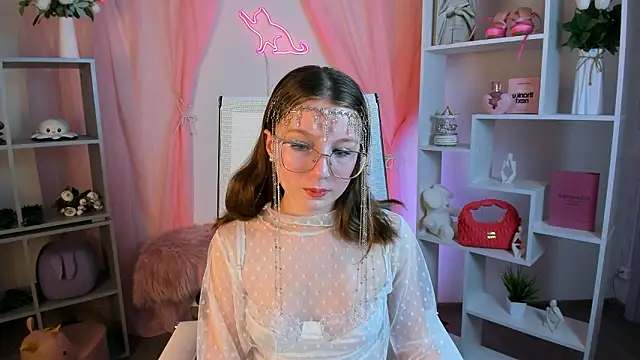 ElliFrankenweenie 即時 XXX 聊天