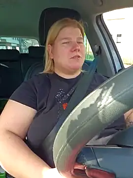 Show modela PussyKussy89 na web-kameri