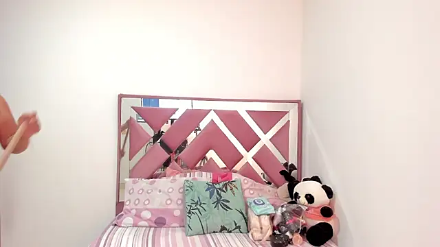 bellalumi's Live XXX Chat