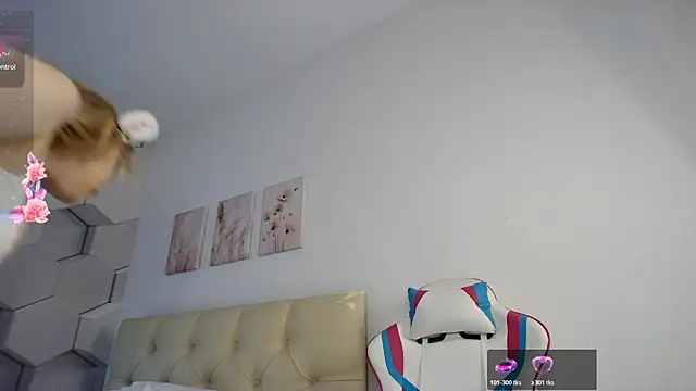 aliicemeow: απευθείας συνομιλία ΧΧΧ