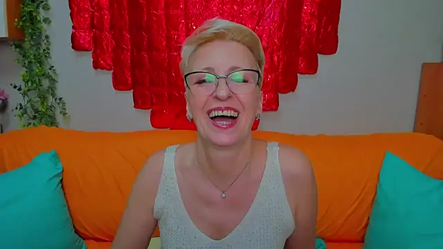 iamyourdream89: онлайн-секс-чат