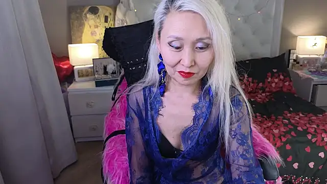 RoxalanaStar's Live XXX Chat