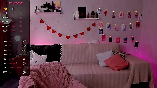 Czat XXX na żywo – velvet_cherry_