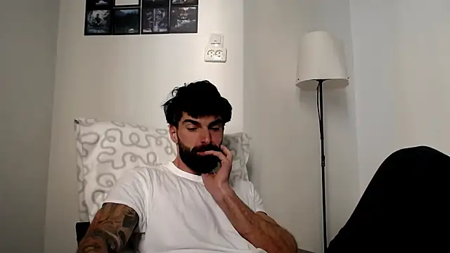 Verycutex Chat XXX live