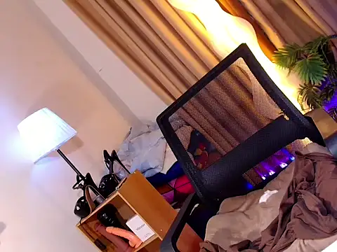 Misslexielore88 现场XXX聊天