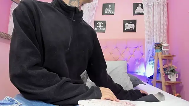 Liam_evvan Chat XXX live