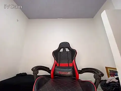 Show modela blessed-cock na web-kameri