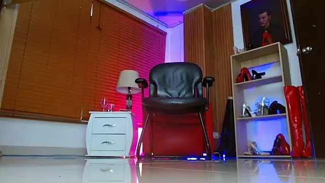 Chat +18 de paola_xm ao vivo