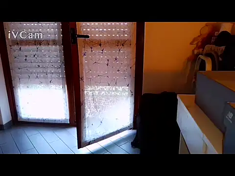 Renegade1608 Adlı Modelin Canlı XXX Sohbeti