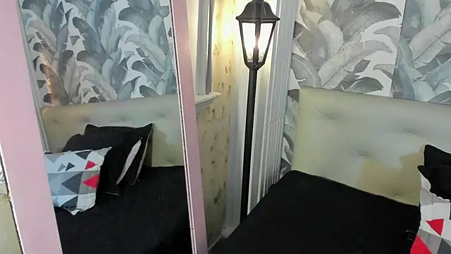 Chat +18 de Sami_Evanns ao vivo