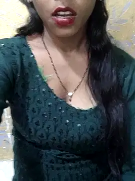 Chat +18 de Itz_Aisha__ ao vivo