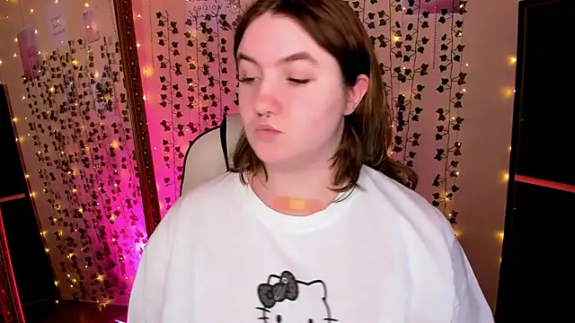 lovelyy_julia Chat XXX in diretta