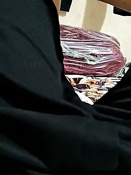 boydamdang1999x Show in webcam