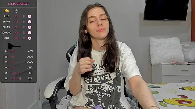 broosnica1's Live XXX Chat