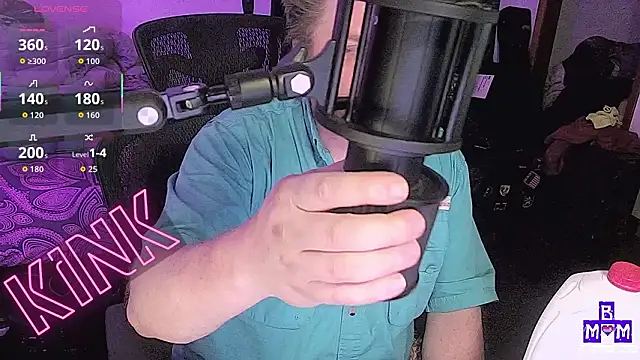 Bi_Master_Mack élő XXX-chatje