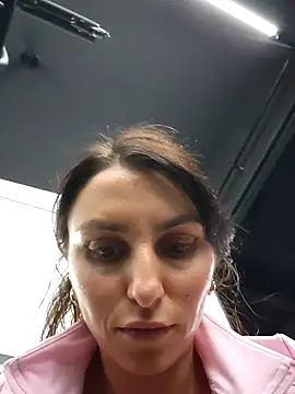 Chat +18 de Izabella_Bella ao vivo