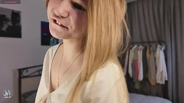 SophieRayne's Live XXX Chat