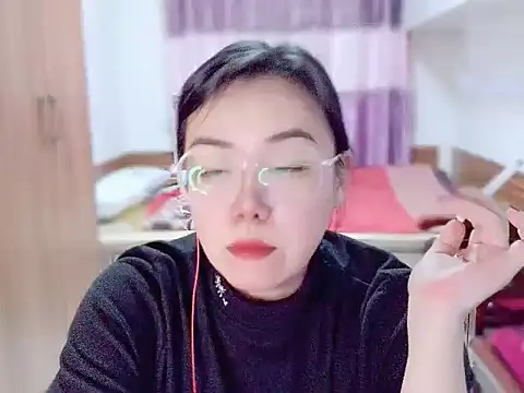 yingying1222 网络视讯 表演