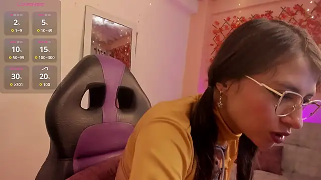 Sweet_Candies' Live XXX Chat