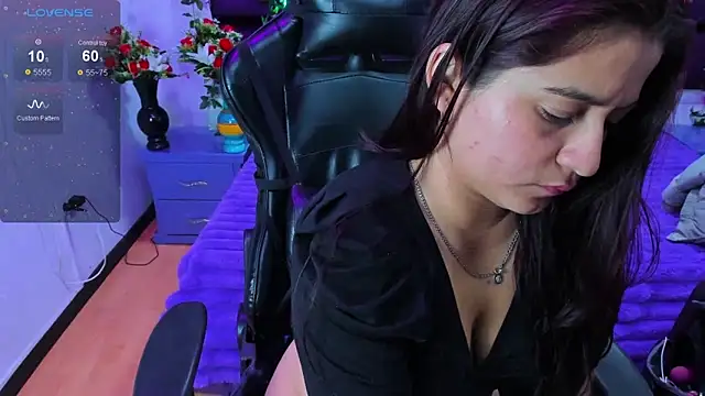 MariaClay élő XXX-chatje