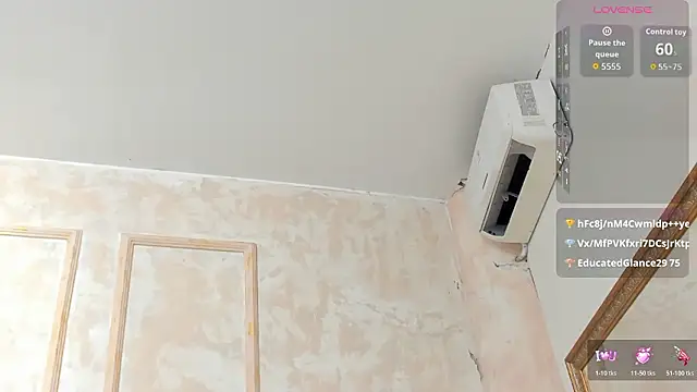 XXX chat uživo modela Liincostelloo