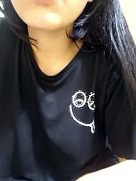 Cute_Kavya7 网络视讯表演