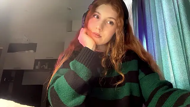 دردشة AliceCarrol الجنسية المباشرة