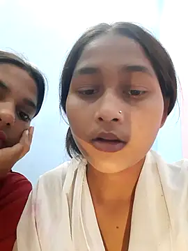 Karishma_88のウェブカメラショー